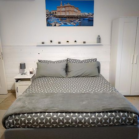 Casa Nuccia Apartment Бари Екстериор снимка